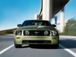 Ford Mustang GT 2005 года